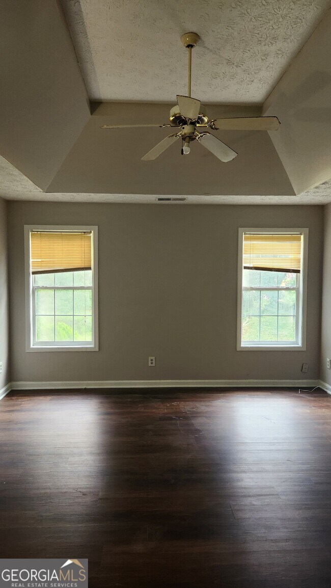 Building Photo - 927 Peel Castle Ln