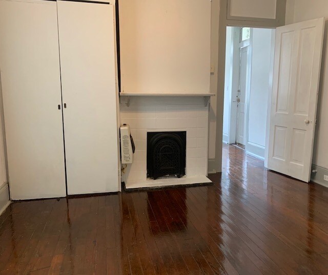 Building Photo - 1800 Dante St