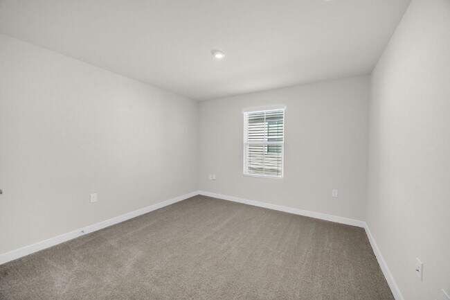 Building Photo - Beautiful 3BR / 2BA Craftsman-Style Home in Durbin Oaks in Fountain Inn $1995/mo***