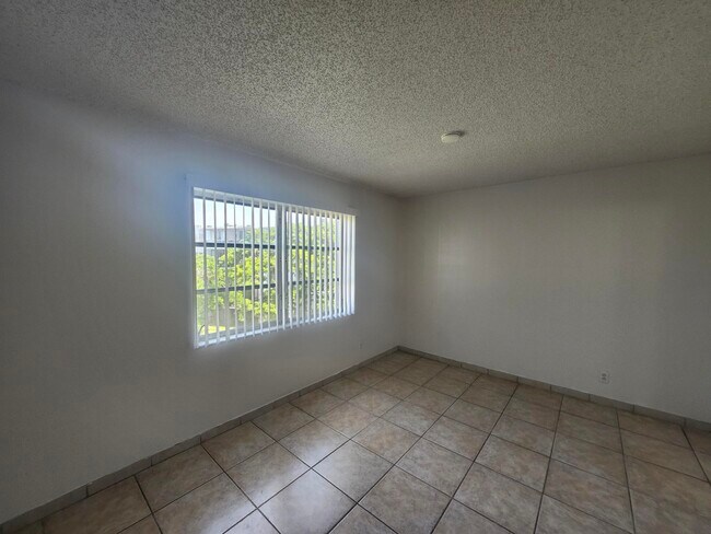 Building Photo - 8750 N Sherman Cir