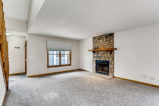 Wood burning fireplace - 11610 E Cornell Cir