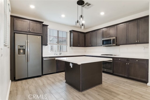 Building Photo - 893 Mango Ct