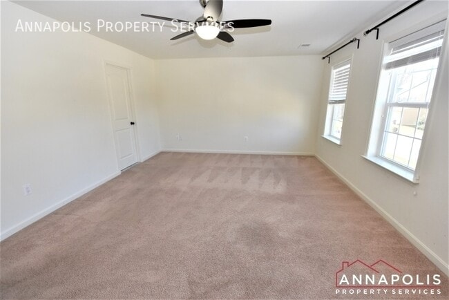 Building Photo - 917 St Martins Loop