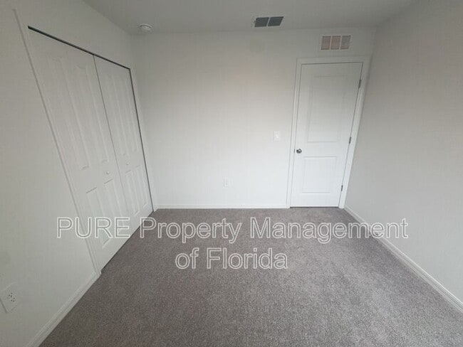 Building Photo - 1304 NW 48th Terrace