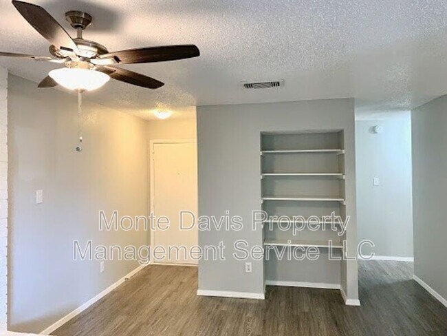 Building Photo - 11800 Alpheus Ave