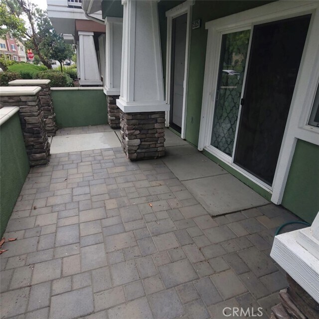 Building Photo - 15825 McIntosh Ave