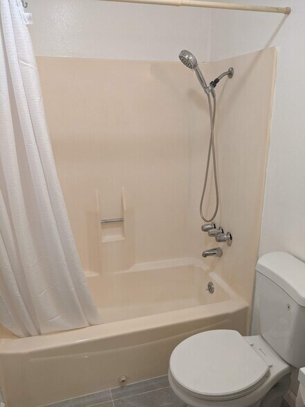 Building Photo - 4727 W 147th St