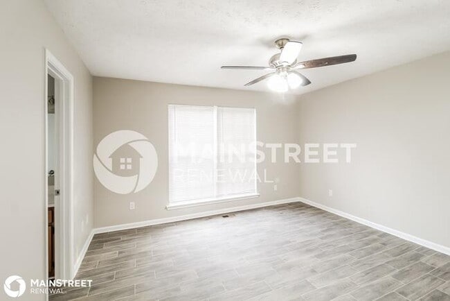Building Photo - 6820 Summit View Dr, Flowery Branch, GA 30...