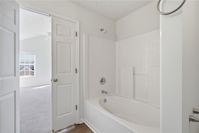 Building Photo - 2913 Greyhawk Ln