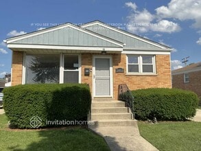 Building Photo - 2403 Lincoln St