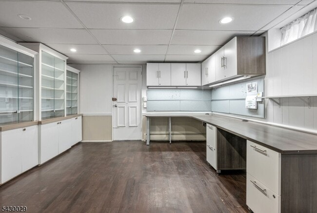 Building Photo - 31 Stonefield Rd