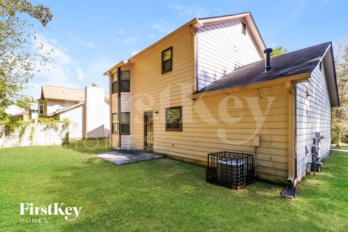 Building Photo - 934 Lake Watch Dr