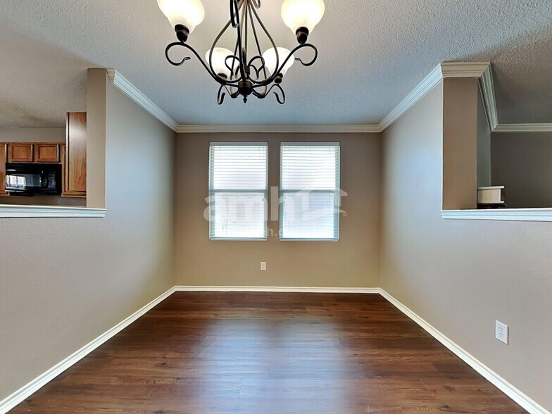 Building Photo - 3028 Misty Ridge Ln