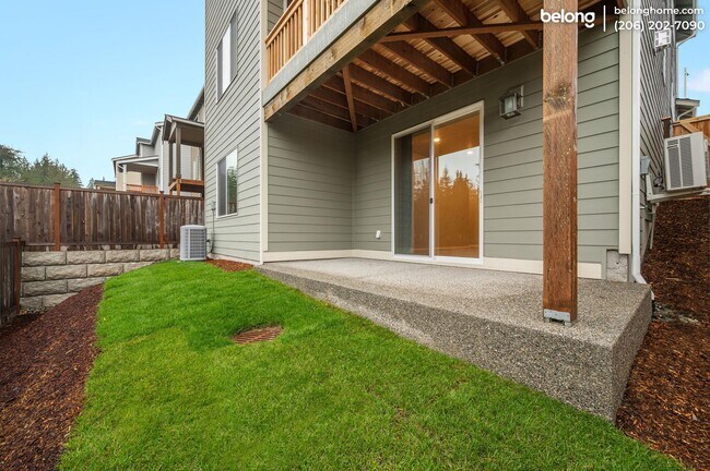 Building Photo - 3878 79th Dr NE