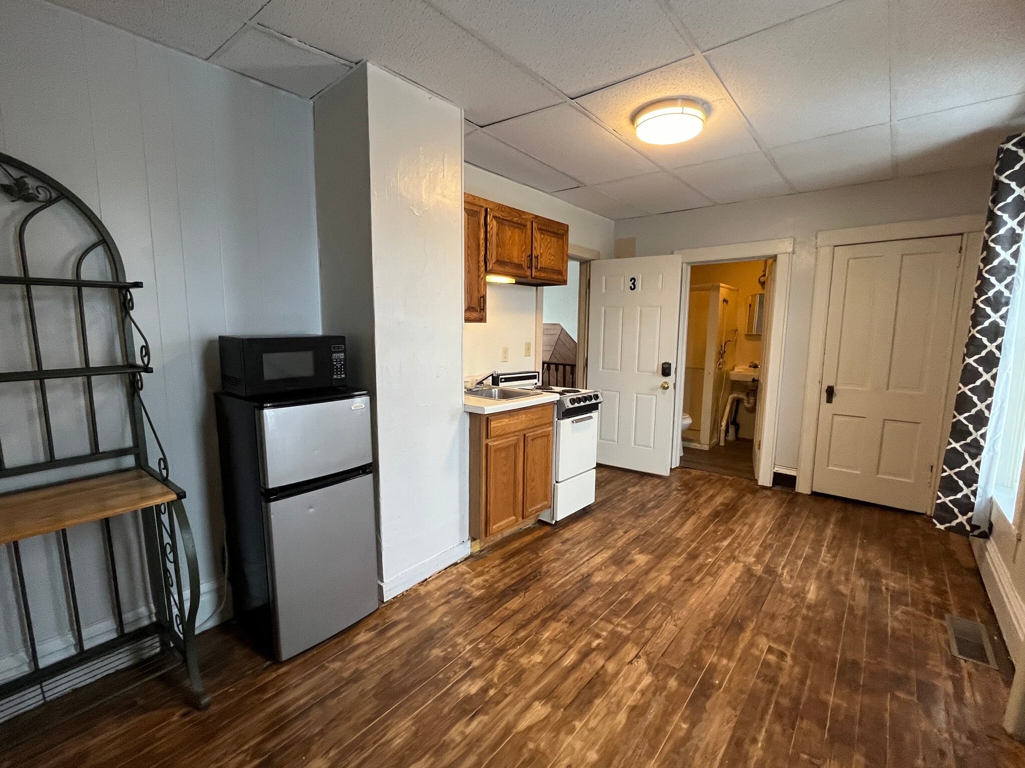 Building Photo - 823 Washington St