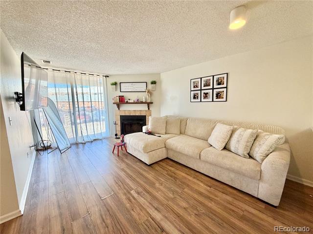 Building Photo - 11115 E Alameda Ave