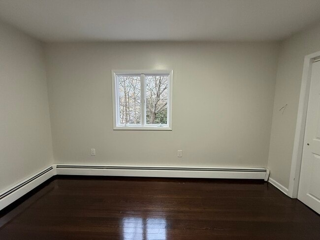 Building Photo - 255 N 1st Ave