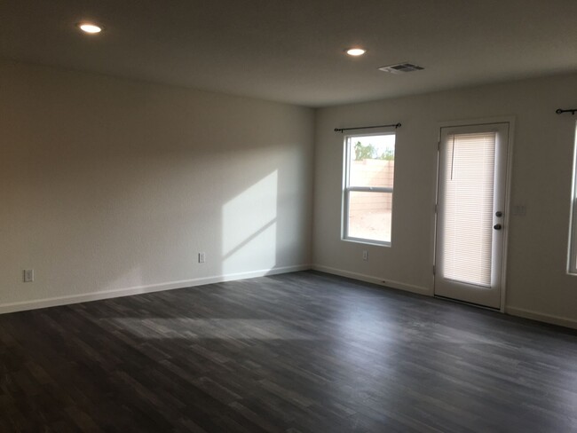 Building Photo - Brand New 3BR/2BA Home in Gated Stonebridg...