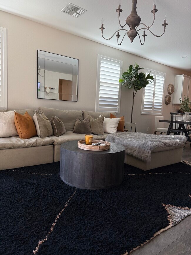 Building Photo - 25907 N Langley Dr