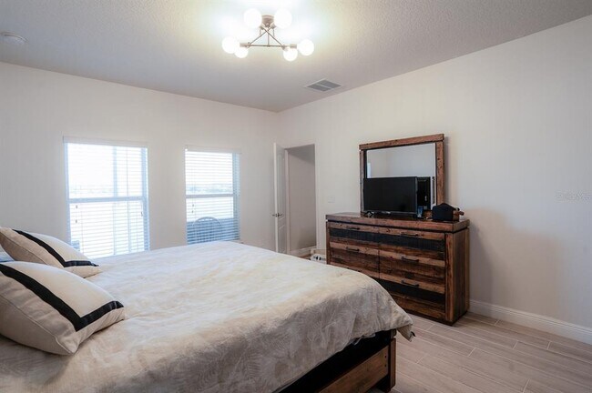 Building Photo - 8610 Turnstone Shore Ln