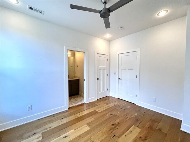 Building Photo - 1372 S Duncan Ave