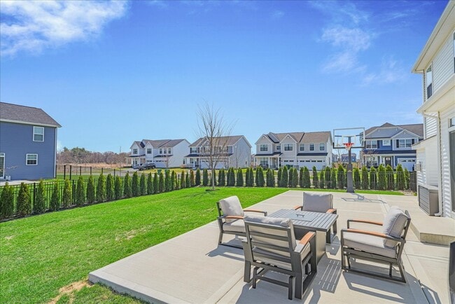 Building Photo - 15312 S Sawgrass Cir