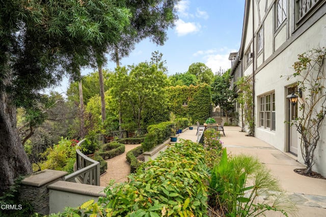 Building Photo - 790 Huntington Cir