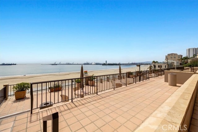 Building Photo - 1750 E Ocean Blvd