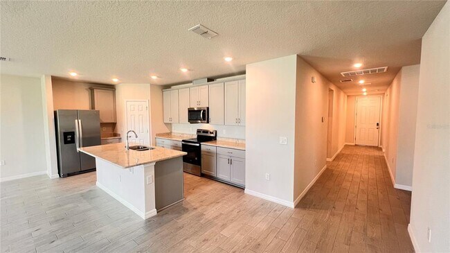 Building Photo - 702 Alta Vista Ct
