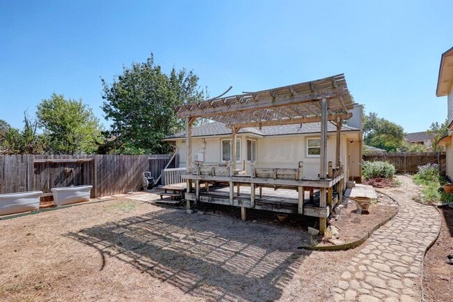 Building Photo - 16710 Whitebrush Loop