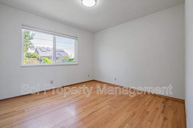 Building Photo - 515 Cayuga St