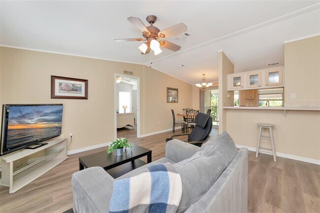 Building Photo - 3308 Anastasia Pl