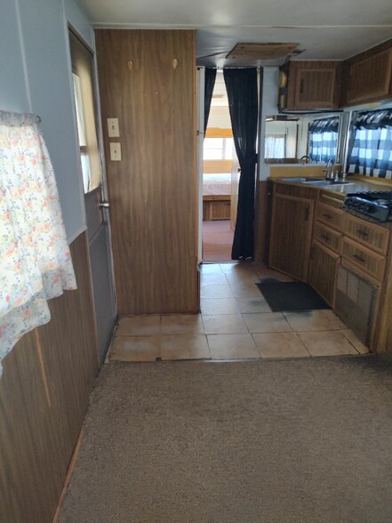 Primary Photo - 29297 Arizona Ave