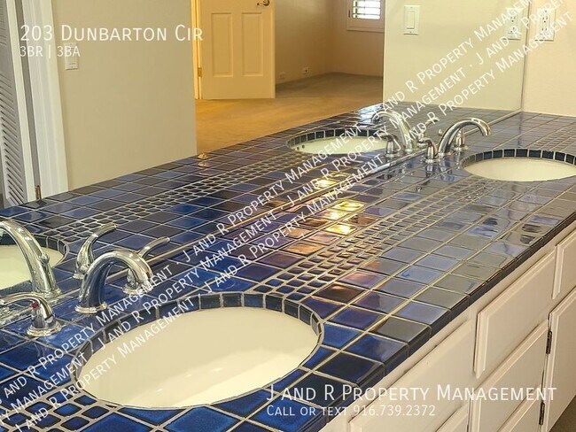Building Photo - 203 Dunbarton Cir