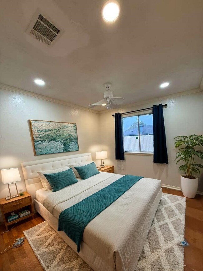 Building Photo - 22538 Market Square Ln