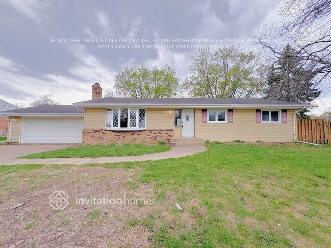 Building Photo - 1411 Bidwell St