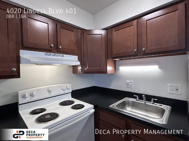 Building Photo - 4020 Lindell Blvd