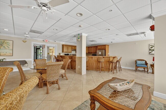 Building Photo - 10680 S Ocean Dr