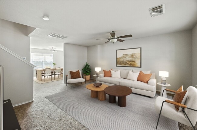 Building Photo - 3933 Brook Hollow Dr