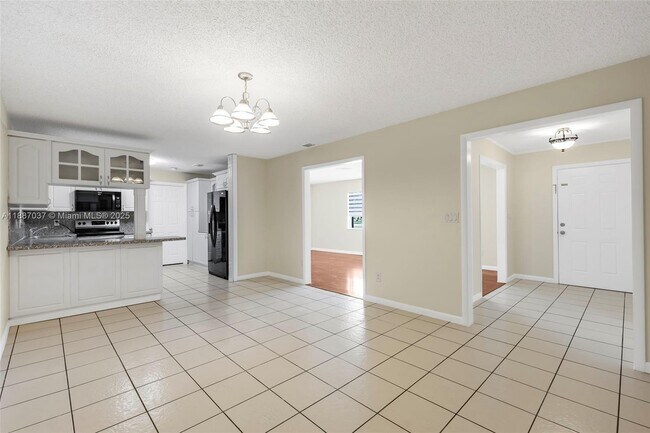 Building Photo - 5070 Ponderosa Ln