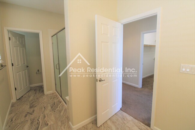 Building Photo - Wonderful Elk Grove 4bd/3ba Home with 2 Car Garage & Loft Area