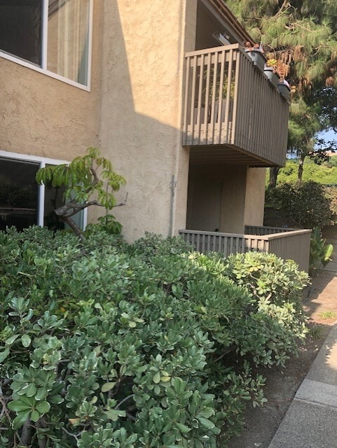 Building Photo - 8581 Villa La Jolla Dr