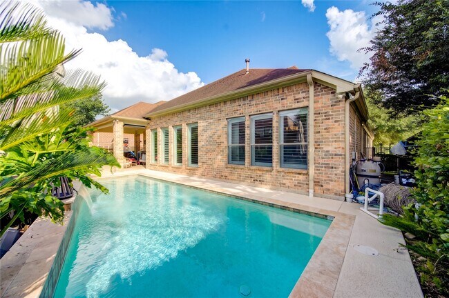 Building Photo - 14510 Tivoli Dr