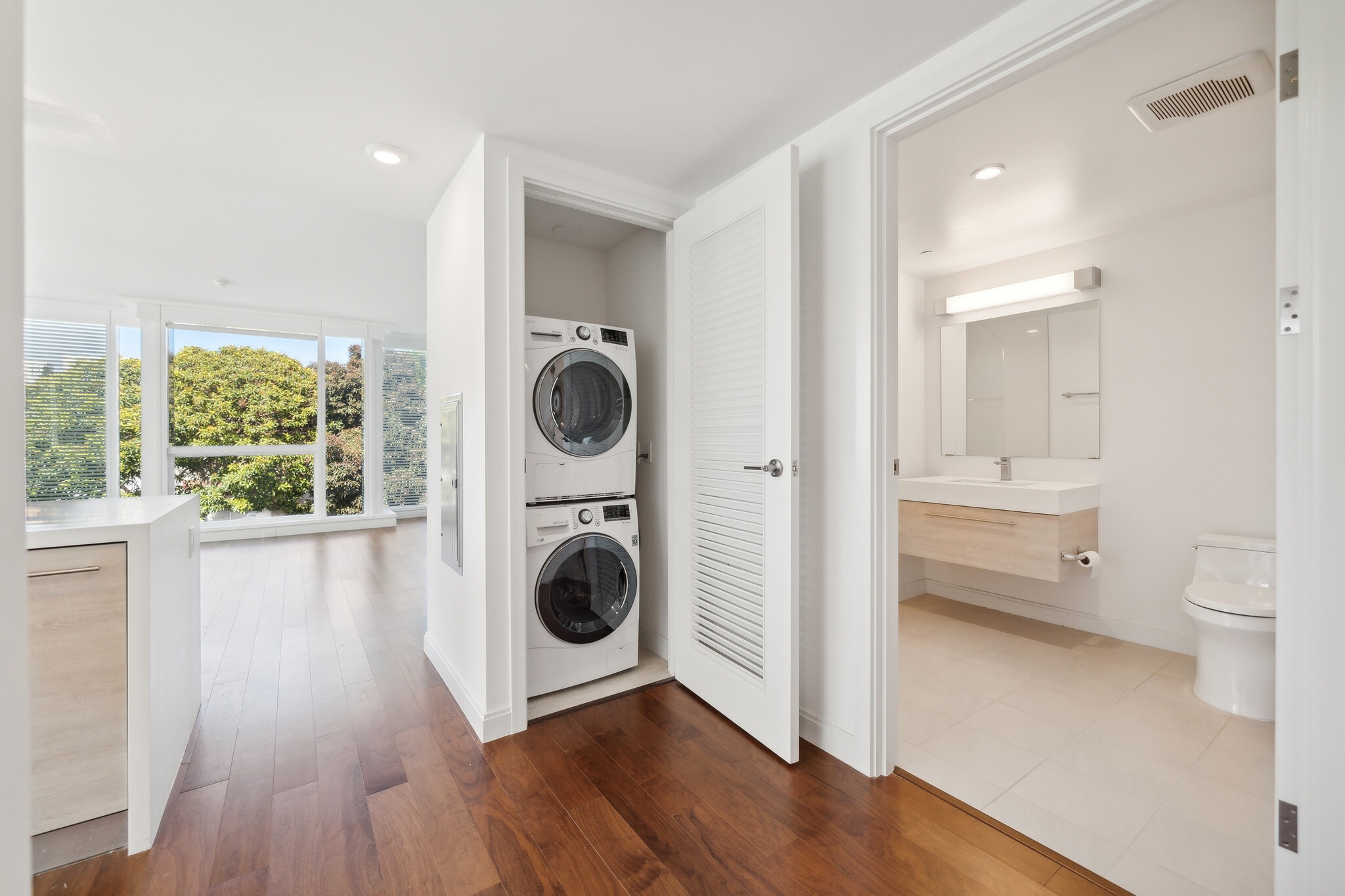 Building Photo - 555 Fulton St