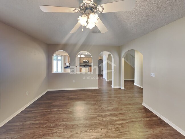 Building Photo - 813 Grand Regal Pt