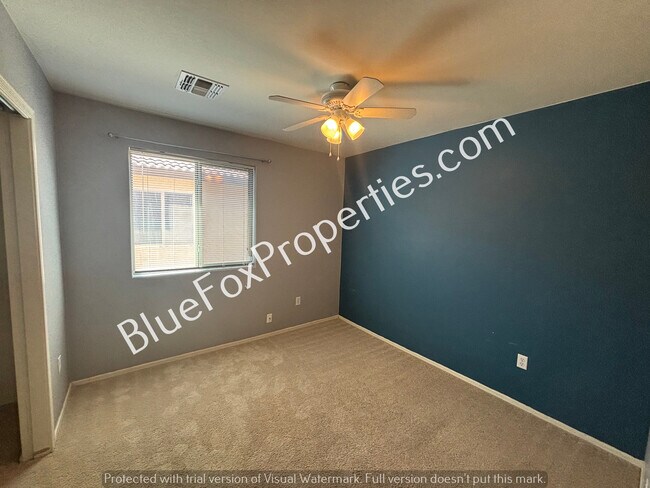 Building Photo - 7135 S Oakbank Dr