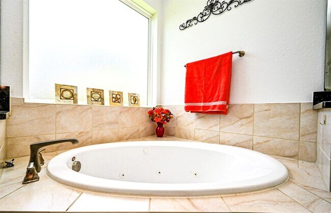 Building Photo - 6326 Grand Drift Ct