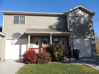 Building Photo - 3301 Laredo Dr