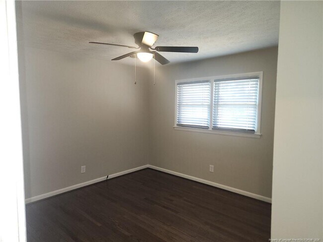 Building Photo - 417 Windermere Dr