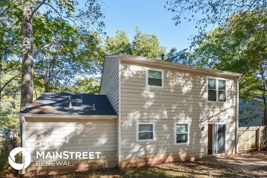 Building Photo - 4599 Garden Hills Dr